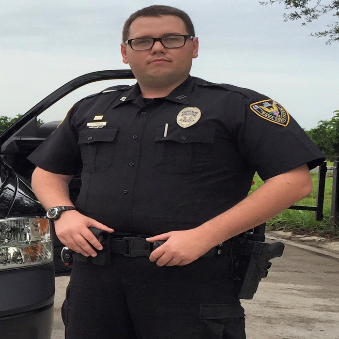 USS Agency uniformed officer